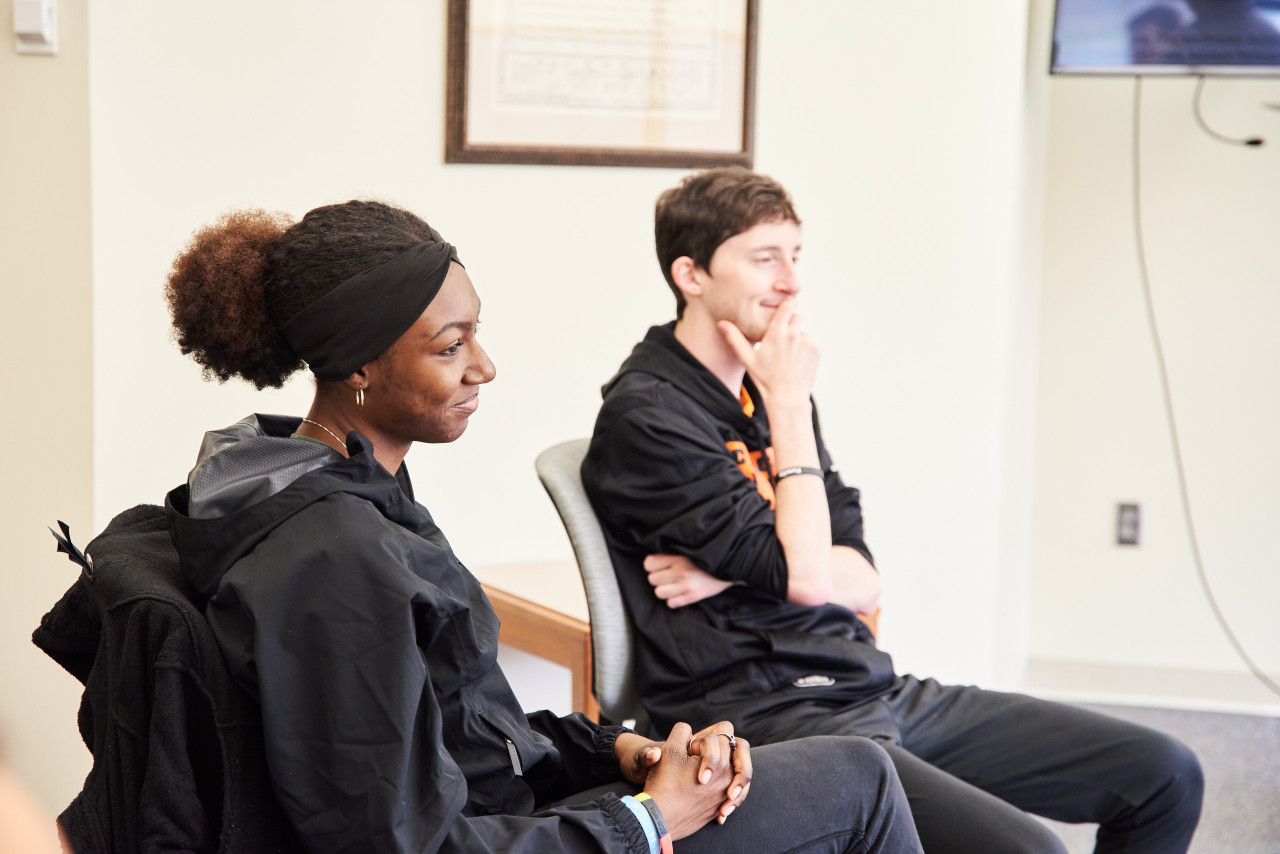 Two HU students in a counseling class.