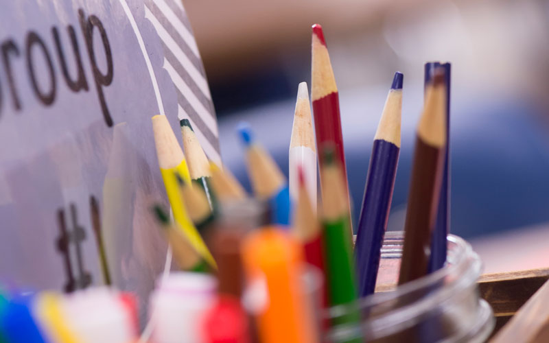 Close-up pciture of pencils.